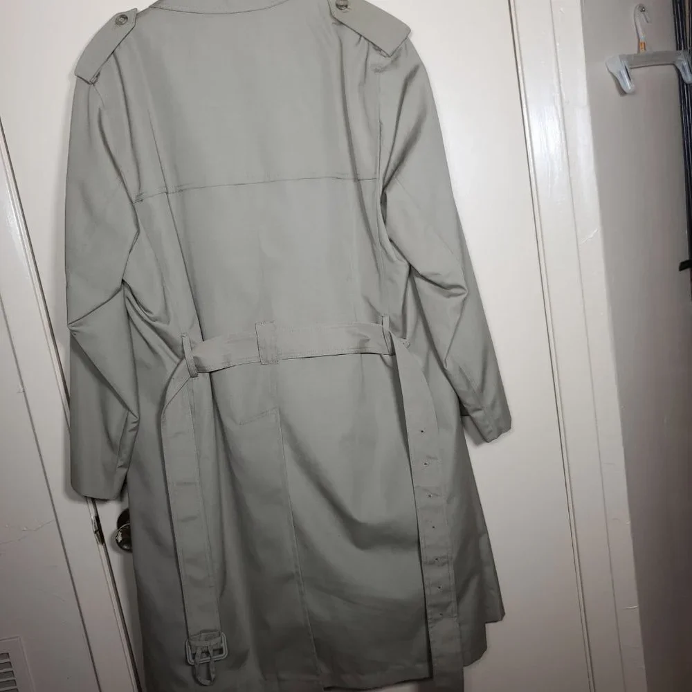 Vintage 80's Men's Beige Double Breasted Trench Coat - 46R - Misty Harbor - Like - Picture 5 of 14